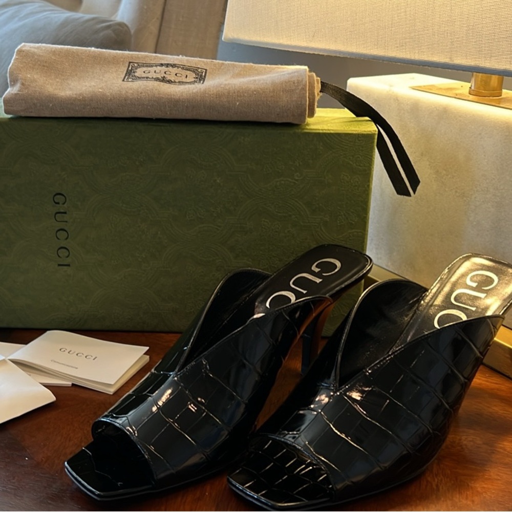 Gucci Black Croc-Embossed Mules